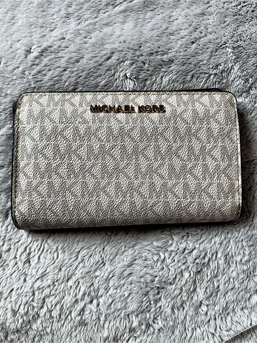 Michael Kors Medium Signature Logo Wallet Beige & Brown Continental Wallet Like
